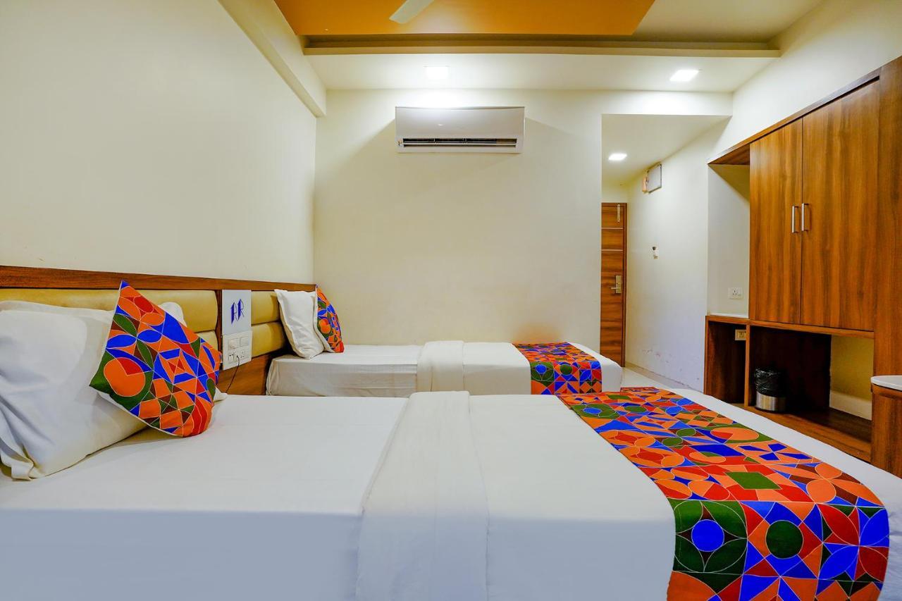 Fabhotel Ramjis Residency Nášik Exteriér fotografie