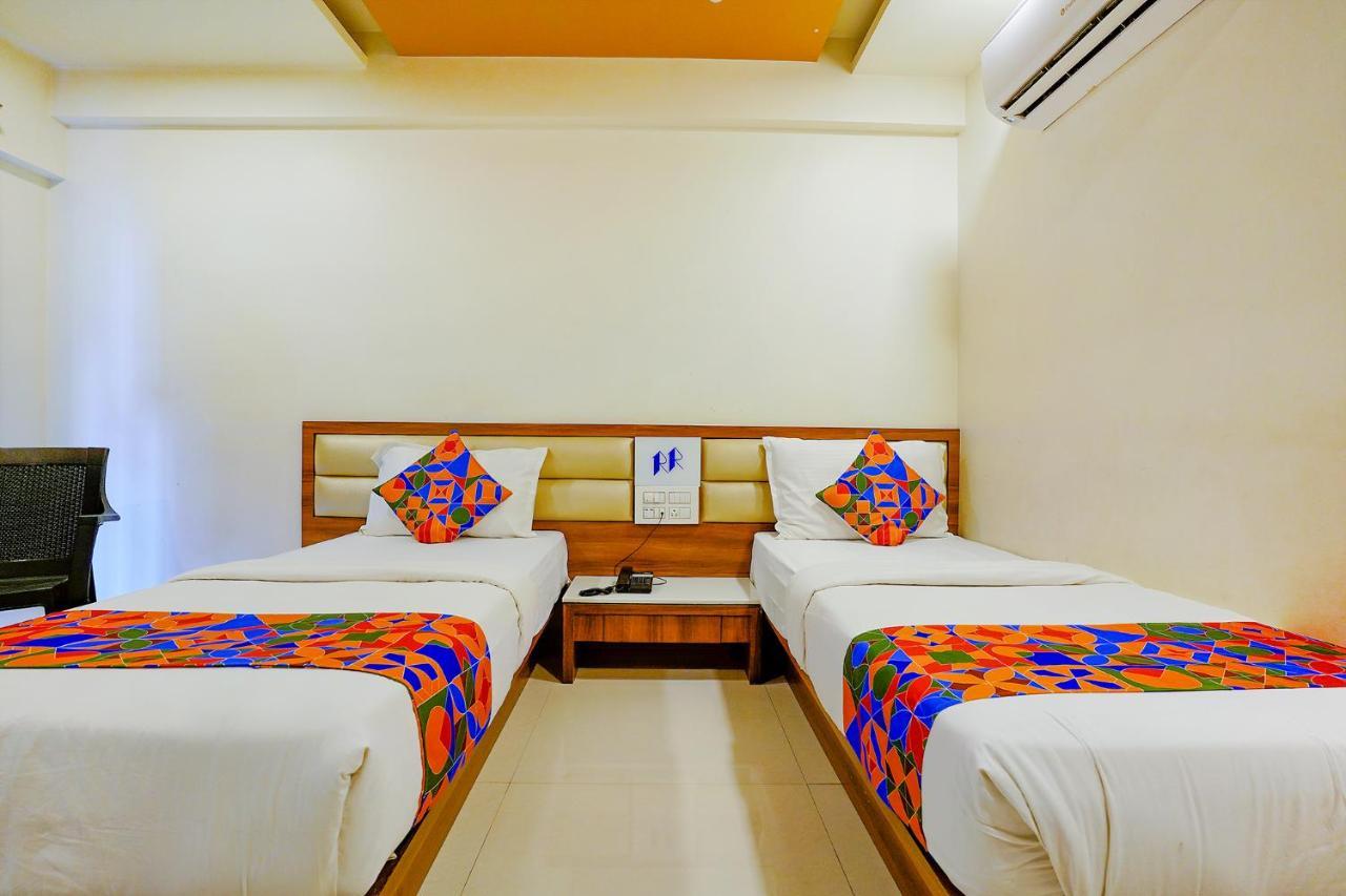 Fabhotel Ramjis Residency Nášik Exteriér fotografie