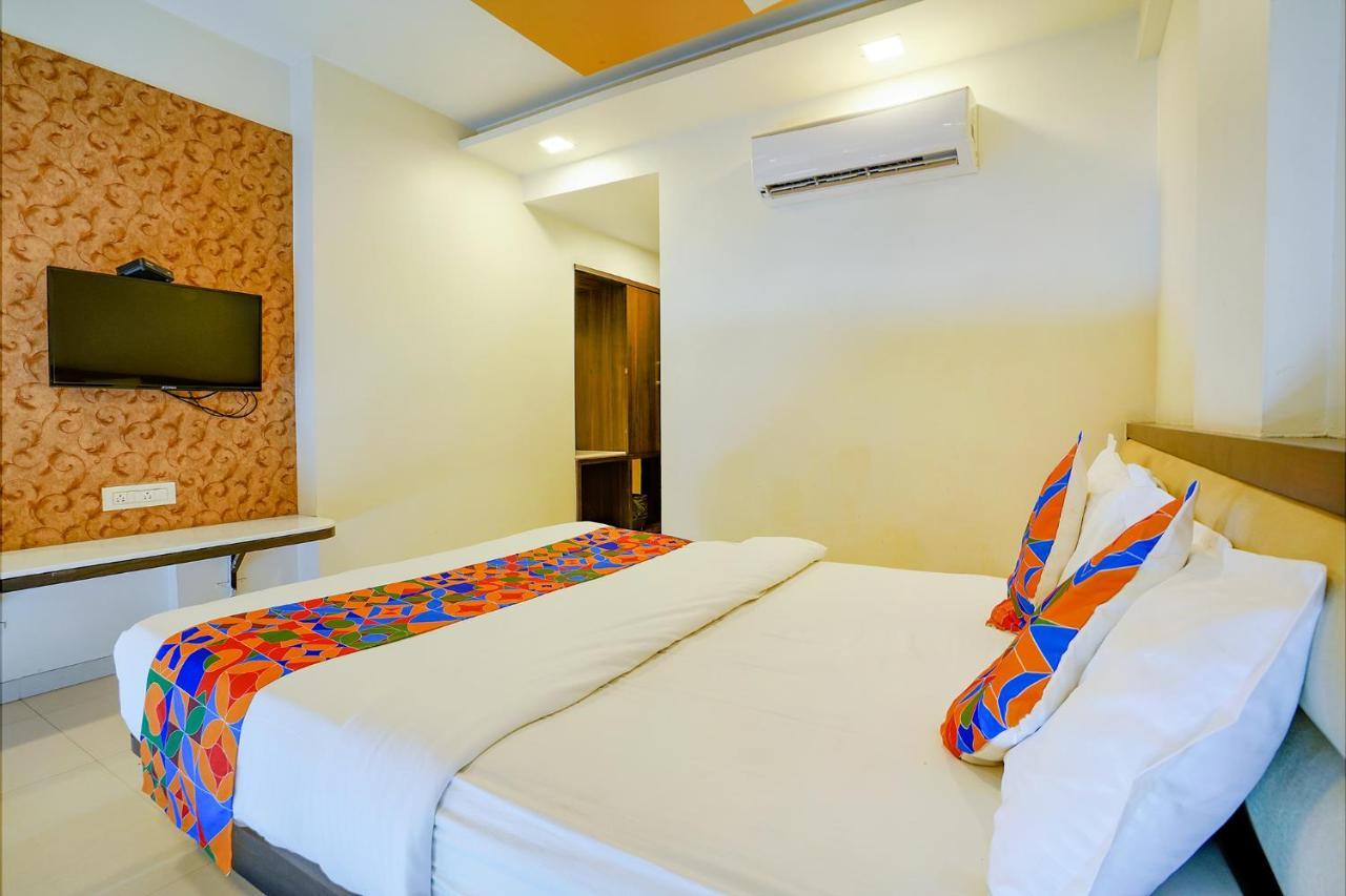 Fabhotel Ramjis Residency Nášik Exteriér fotografie